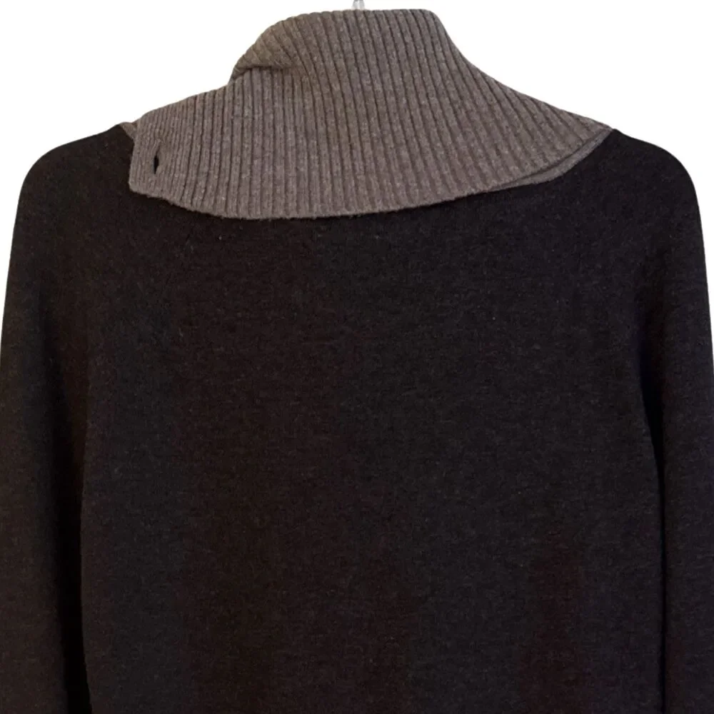 Banana Republic Luxury Cashmere Wool Sweater Size M Gray Taupe Button Cowl Neck